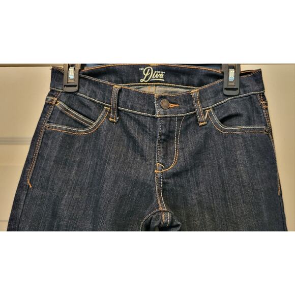 Old Navy The Diva Jeans Size 2 Short Womens Mid Rise Dark Wash Blue Denim - Picture 3 of 10